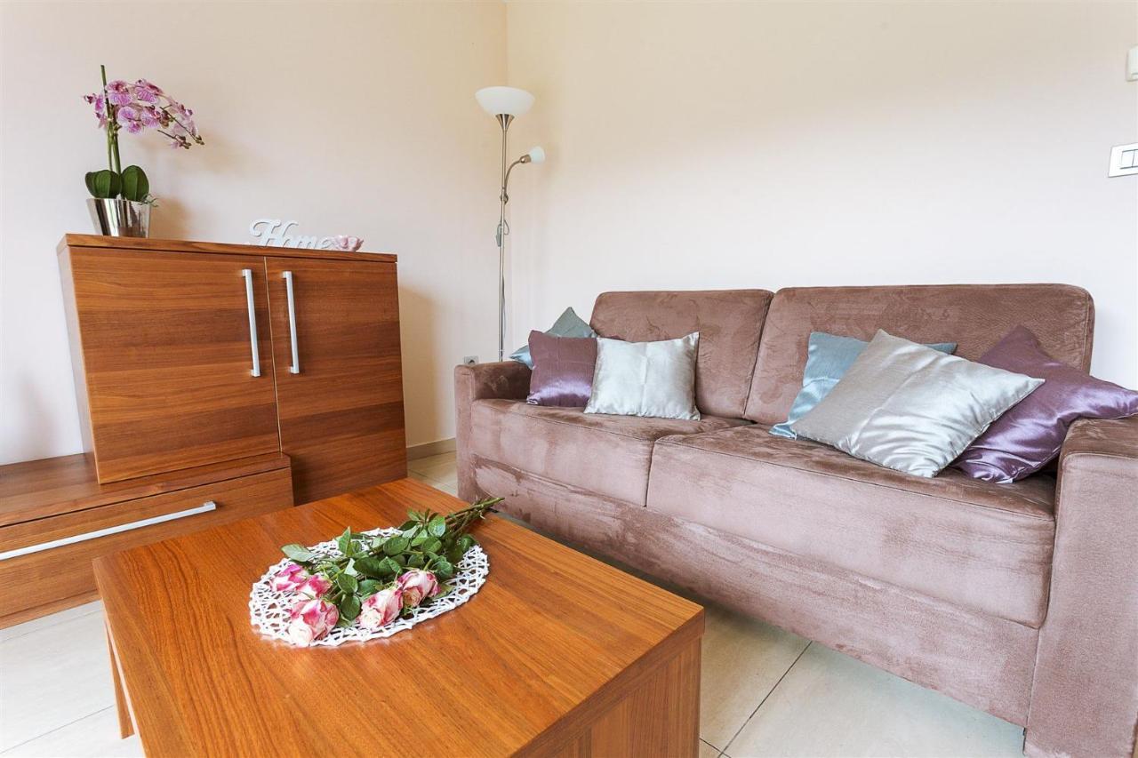 Villa Aina Boutique Hotel Lasko Ngoại thất bức ảnh